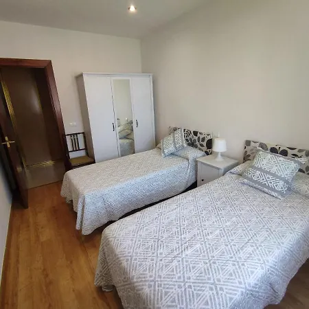 شقة Apartamento Tazones *